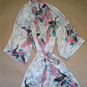 Vintage Kaiyu Japanese Robe White With Peacock Print Size L
